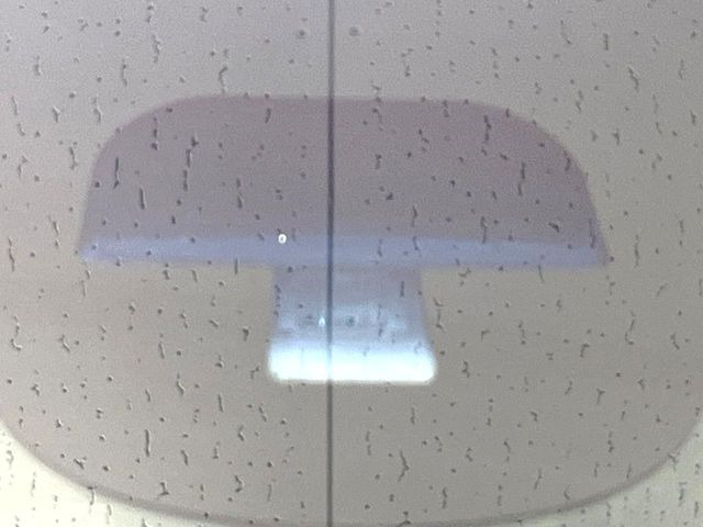 �y�z���_�Z���V���O�z���s���ɑO���̎ԗ�����F�����A�Փ˂������Ȏ��͌x��ƃu���[�L�ŏՓˉ���Ɣ�Q�y�����A�V�X�g�B�����S�Ƀh���C�u�����y���݂��������܂��B