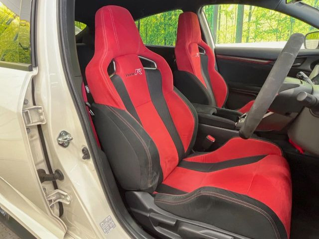 �y��p�X�|�[�c�V�[�g�z�z�[���h���ɗD��A�J�[�u���̑̂������}�����Ă���܂��B�܂��A�̂Ƀt�B�b�g���邩�獘��w�������ɂ����A�����O�h���C�u�⍂�����s�ł����K�ɂ��߂������������܂���