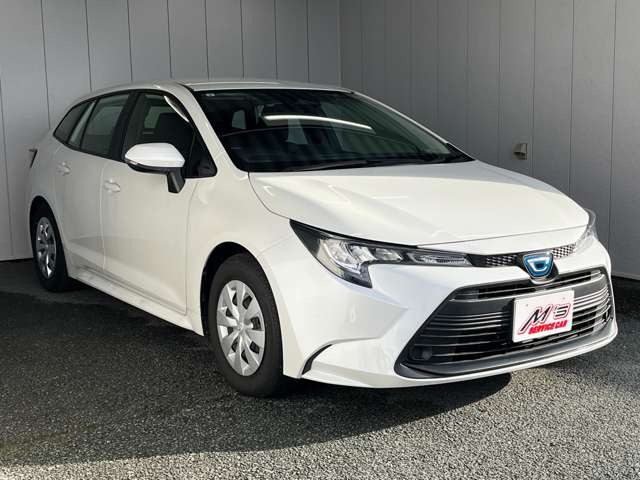 ���ʎԂ́u�T�[�r�X�J�[�G���Y �{�X�v�A�y�����Ԃ́u�T�[�r�X�J�[�G���Y �����X�v���炨�T�������܂��B