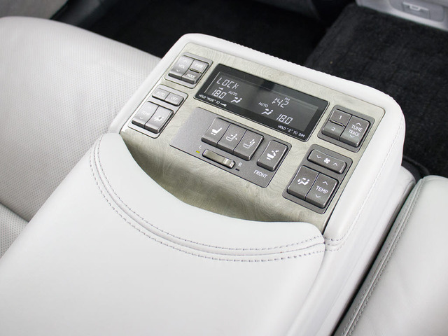 ����Ȃ�VIP����!��ȃZ���^�[�R���\�[���̉摜�ł�!������̂��Ԃɂ́A��Ȃɂ��p���[�V�[�g����������Ă��܂�!�X�ɃI�[�f�B�I�Ȃǂ���Ȃ��瑀��o����ȂǍ���!�Q�X�g�Ɋ��Œ����鑕���ł���!