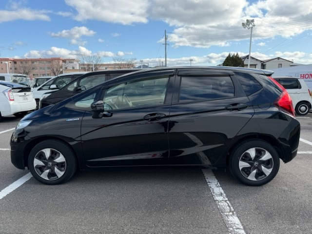 フィット1.5 ハイブリッド Lパッケージ