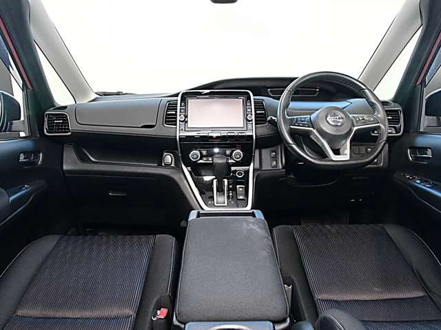 セレナ2.0 ハイウェイスター プロパイロット エディション