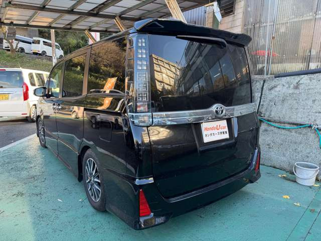 ヴォクシー2.0 ZS 煌