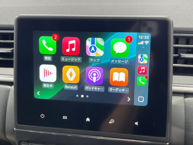 ��Apple Car Play:�X�}�z�Ƃ̗L���ڑ��ŁA�i�r�E�I�[�f�B�I�Đ��ȂǃX�}�z�̃A�v���@�\����ʂł��g����֗��@�\�ł�!