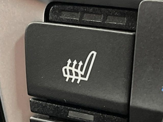 ���t�����g�V�[�g�q�[�e�B���O:�^�]�ȁE����ȋ��ɎO�i�K�Œ��߂��\�ȃV�[�g�q�[�^�[�𑕔����Ă���܂��B�G�߂��킸���K�ɂ��g�p���������܂��B