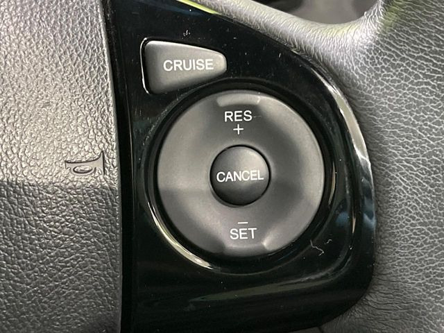 �y�N���[�Y�R���g���[���z�������H�����N���N���s�B�A�N�Z���𗣂��Ă���葬�x�ő��s���ł��A�������^�]���̕��S���y��!�����E�������ȒP�ȃX�C�b�`����Œ����ł��܂��B