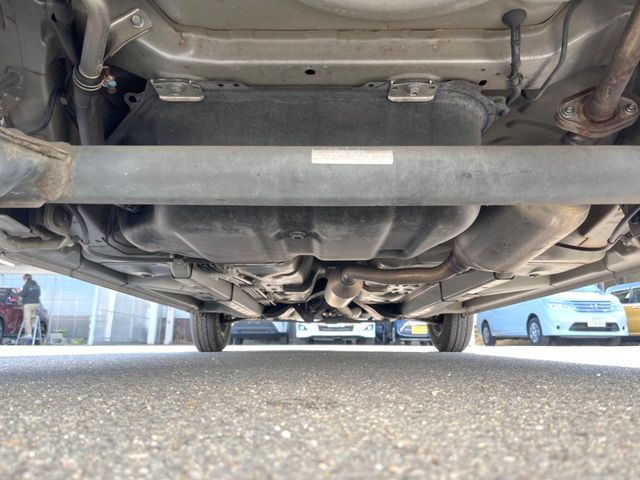 ����肪���ꂢ�Ȃ����ɁA�h�K���H�̎{�H���I�X�X���B�~��n��͂������A���ݕ��ɂ��Z���̕���A��Ń}�����E�E�B���^�[�X�|�[�c���������ɑ�ύD�]���������Ă���܂��B