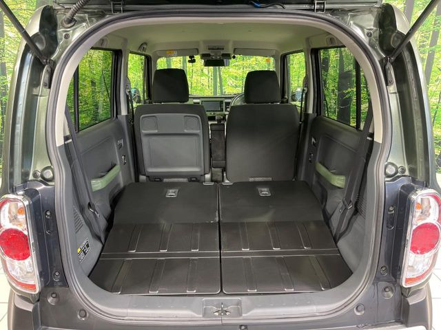 ���i�̂���������ʋ΁A���}���ɏ\���ȉ׎��X�y�[�X���m�ۂ��Ă���܂��B�Z�J���h�V�[�g��|���ƁA�傫�ȉו��̐ύڂ��\�ł���