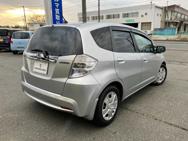 フィットハイブリッド1.3