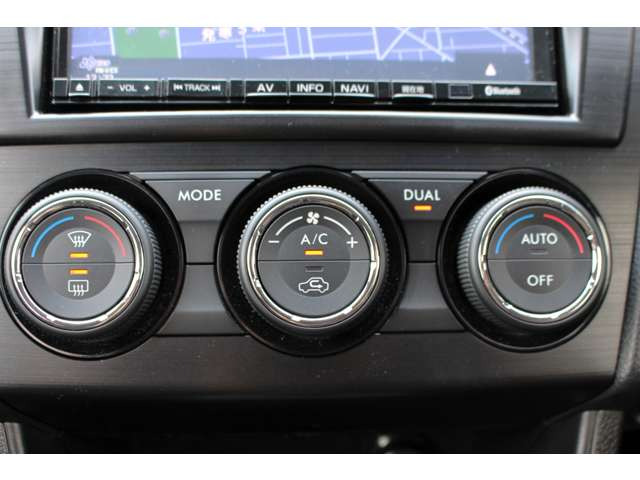 �I�[�g�G�A�R��