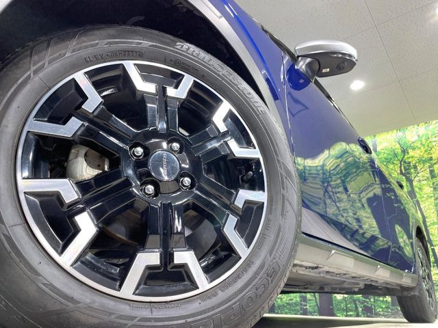 �y����17�C���`�A���~�z�C�[���z�O�ςɃ}�b�`���������A���~�z�C�[���𑕒����Ă���܂��B�e��ЊO�A���~�z�C�[����A�X�^�b�h���X�^�C�����戵�����Ă���܂��B���񂲑��k����������