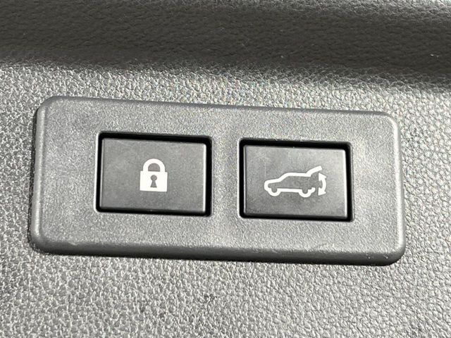 �y�p���[�o�b�N�h�A�z�X�}�[�g�L�[��^�]�Ȃ̃{�^�������������Ń��A�Q�[�g�������ŊJ���܂�!�ו��������Ă��鎞��A�����ʒu�ɂ���o�b�N�h�A��߂�ۂɕ֗��ȋ@�\�ł���