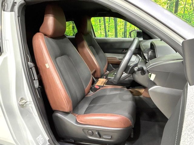 �y�n�[�t���U�[�V�[�g�z�������ƍ���S�n�𗼗������l�C�̃V�[�g���w�ʁE���ʂ̃t�@�u���b�N�f�ނ́A�ʋC���̗ǂ��⊊��ɂ����ɗD��Ă��܂��B�C���╞���ɍ��E���ꂸ���K�ɂ���肢�������܂��B