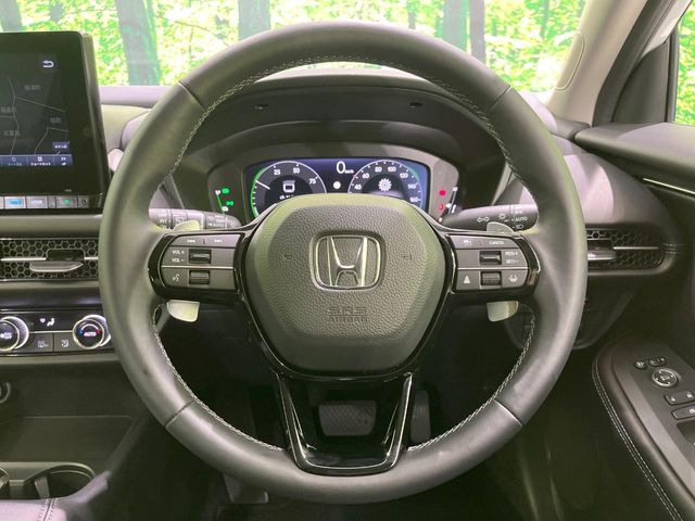 �y�����v�����X�e�A�����O�z�㎿�Ȋv���g�p���邱�ƂŁA��ɂ����������݂ƂĂ��^�]���₷���n���h���ł���