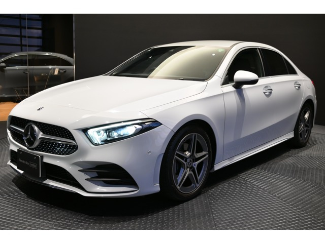 AクラスセダンA180