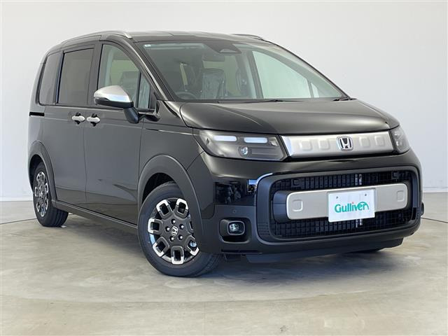 フリード1.5 e:HEV クロスター