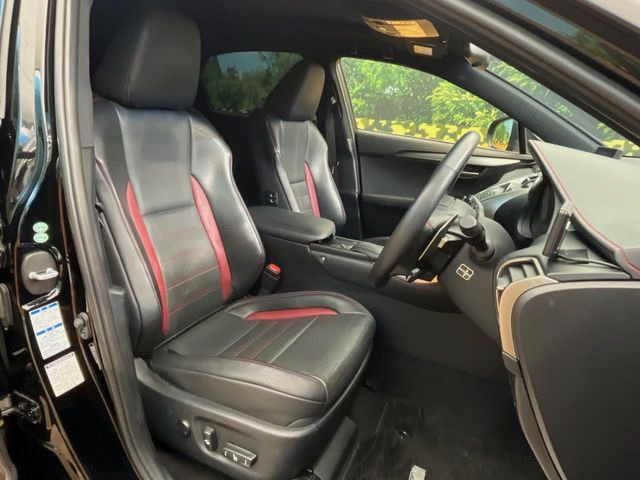 �^�]�ȃV�[�g���͎g�p�������Ȃ��A�ǍD�ȏ�ԂƂȂ��Ă��܂��B���J�Ɏg���Ă������Ƃ��悭�킩��܂��ˁB