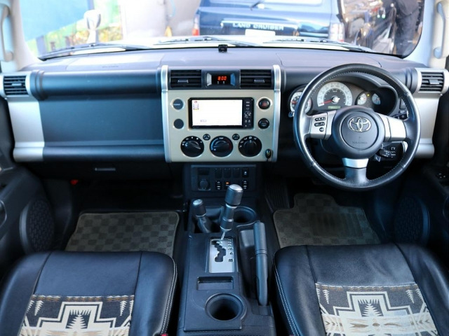 FJクルーザー4.0 カラーパッケージ 4WD
