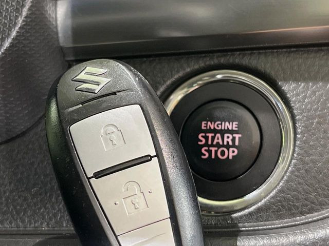 �y�L�[���X�X�^�[�g�V�X�e���z�J�o����|�P�b�g�ɓ��ꂽ�܂܂ł��h�A�̎{���E�������\�ȃX�}�[�g�L�[�𑕔��B�G���W���̃I���E�I�t�����J�M�����o���K�v����������Ƃ��Ă��֗��ł���