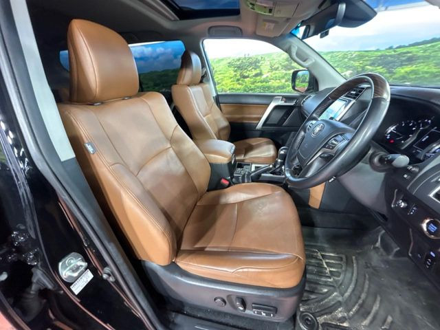 �^�]�ȃV�[�g���͎g�p�������Ȃ��A�ǍD�ȏ�ԂƂȂ��Ă��܂��B���J�Ɏg���Ă������Ƃ��悭�킩��܂��ˁB