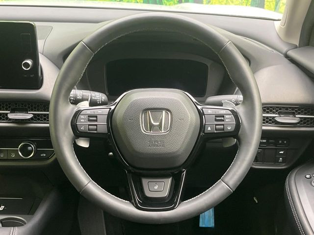 �y�����v�����X�e�A�����O�z�㎿�Ȋv���g�p���邱�ƂŁA��ɂ����������݂ƂĂ��^�]���₷���n���h���ł���