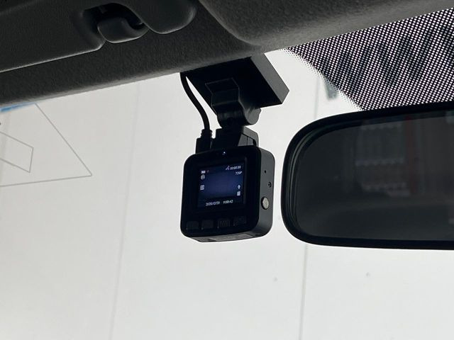 �y�h���C�u���R�[�_�[�z���S�E���S�ȃJ�[���C�t�ɕK�{�̃h���C�u���R�[�_�[�𑕔�!���s���͂������A������^�]�⎖�̂ɑ��������ۂ̏󋵂��f���ŋL�^���A����̃��X�N�ɔ����܂��B