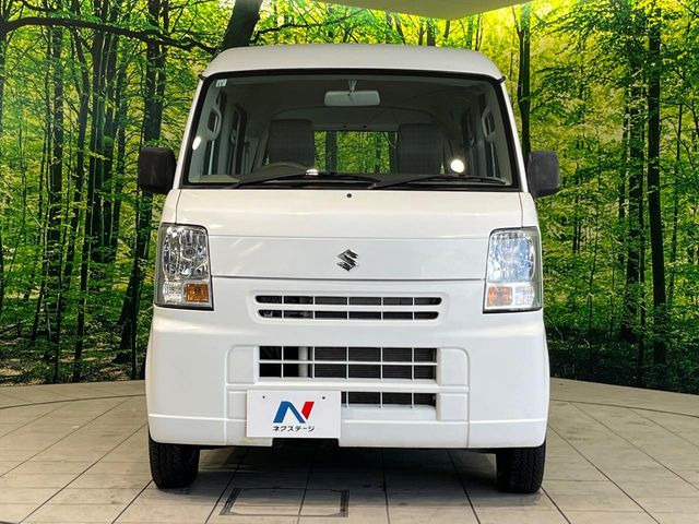 ���Ђł́A�S�ԁw�C�����Ȃ��x�̂��Ԃ̂ݎ�舵���Ă���܂��B��C�o�C���[�ɂ�錵�I�����d����̌�A���Ɍ�̎ԗ��`�F�b�N���s���A�l�N�X�e�[�W���F�肵�����i���Ȓ��ÎԂ����񋟂��Ă���܂��B���Ђł́A�S�ԁw�C