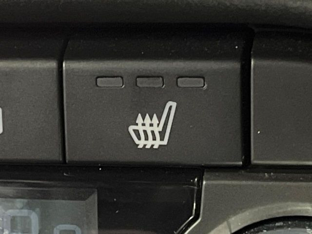 �y�V�[�g�q�[�^�[�z�������ɏd�󂷂�V�[�g�q�[�^�[!�G�A�R����葁�����܂��Ă����̂Ŋ�����̐l�����S�ł��ˁ�G�A�R���̉����͊������邩����A�Ƃ������ɂ����������߂ł��B