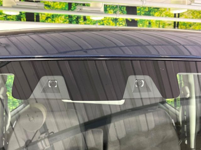 �y�X�Y�L �Z�[�t�e�B�T�|�[�g�z���s���ɑO���̎ԗ�����F�����A�Փ˂������Ȏ��͌x��ƃu���[�L�ŏՓˉ���Ɣ�Q�y�����A�V�X�g�B�����S�Ƀh���C�u�����y���݂��������܂��B