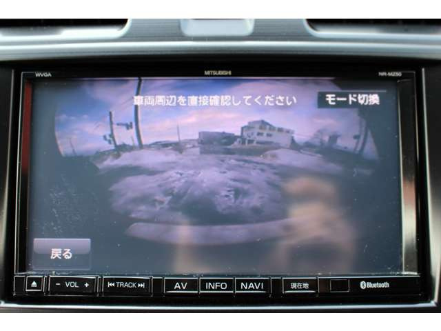 �o�b�N�J����