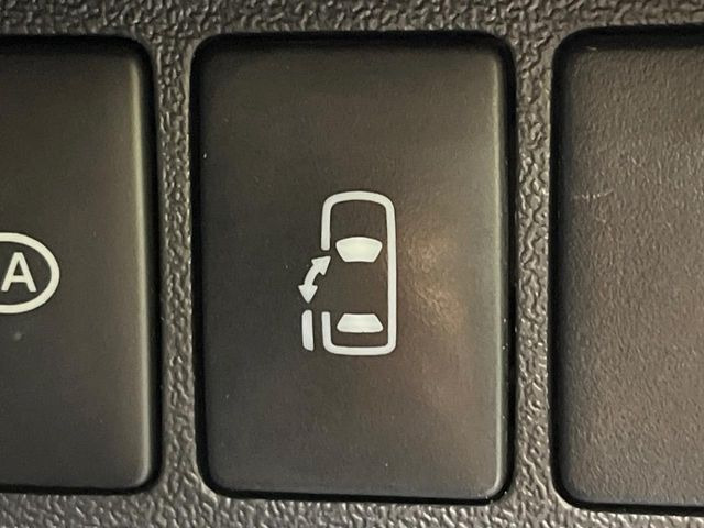 �y�p���[�X���C�h�h�A�z�X�}�[�g�L�[��^�]�Ȃ̃X�C�b�`�ŃX���C�h�h�A�̊J���\���d��������͂����ăh�A���J����K�v�������A���������q�l�ł��A�d���ו��������Ă��鎞�����N�ɊJ���߂ł��܂���