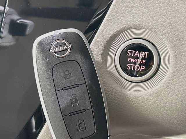 �y�C���e���W�F���g�L�[�z�J�o����|�P�b�g�ɓ��ꂽ�܂܂ł��h�A�̎{���E�������\�ȃX�}�[�g�L�[�𑕔��B�G���W���̃I���E�I�t�����J�M�����o���K�v����������Ƃ��Ă��֗��ł���