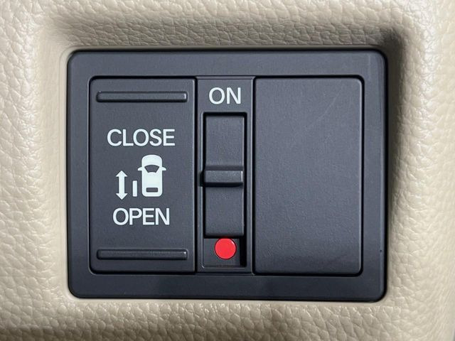 �y�p���[�X���C�h�h�A�z�X�}�[�g�L�[��^�]�Ȃ̃X�C�b�`�ŃX���C�h�h�A�̊J���\���d��������͂����ăh�A���J����K�v�������A���������q�l�ł��A�d���ו��������Ă��鎞�����N�ɊJ���߂ł��܂���