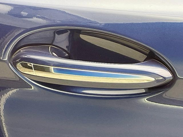 ���R���t�H�[�g�A�N�Z�X(�X�}�[�g�G���g���[�V�X�e��):�L�[���������Ă��邾���ŊJ���E�{������G���W���X�^�[�g�܂ő���\!