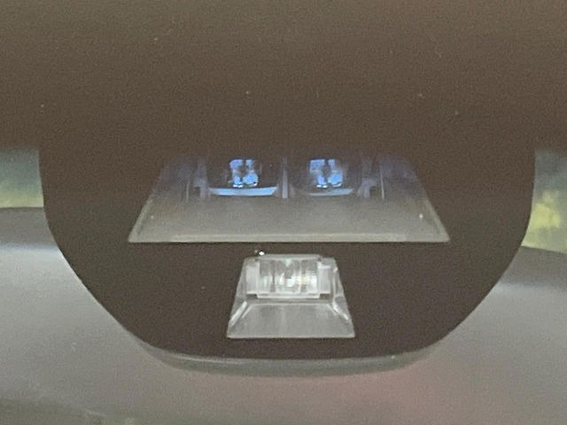 �y�V�e�B�u���[�L�A�N�e�B�u�V�X�e���z�ᑬ���s���ɑO���̎ԗ�����F�����A�Փ˂������Ȏ��͌x��ƃu���[�L�ŏՓˉ���Ɣ�Q�y�����A�V�X�g�B�����S�Ƀh���C�u�����y���݂��������܂��B