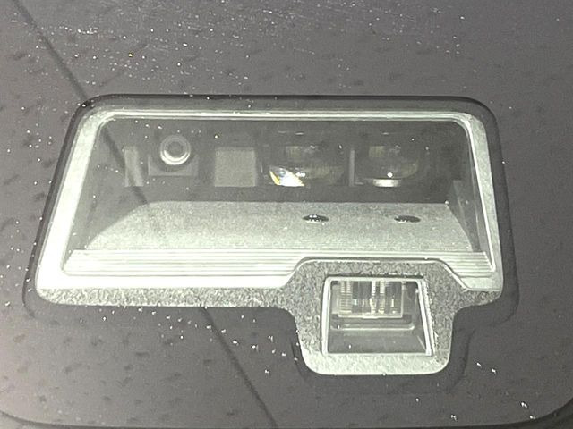 �y�X�Y�L �Z�[�t�e�B�T�|�[�g�z���s���ɑO���̎ԗ�����F�����A�Փ˂������Ȏ��͌x��ƃu���[�L�ŏՓˉ���Ɣ�Q�y�����A�V�X�g�B�����S�Ƀh���C�u�����y���݂��������܂��B