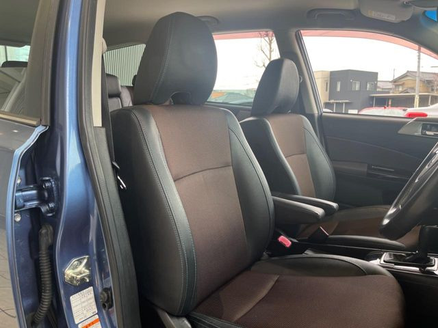 �y�n�[�t���U�[�V�[�g�z�������ƍ���S�n�𗼗������l�C�̃V�[�g���w�ʁE���ʂ̃t�@�u���b�N�f�ނ́A�ʋC���̗ǂ��⊊��ɂ����ɗD��Ă��܂��B�C���╞���ɍ��E���ꂸ���K�ɂ���肢�������܂��B