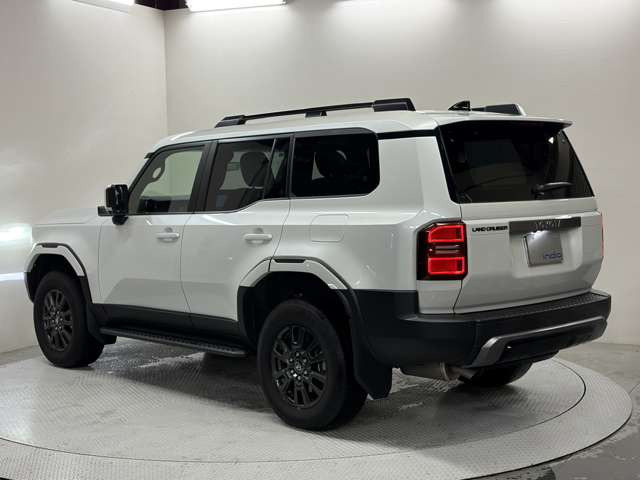 �l�C�̎Ԏ킪�����낢!�e���[�J�[ �ŐV�l�C�Ԃ����C���i�b�v!���ĐG���đI�ׂ�W����ł�!