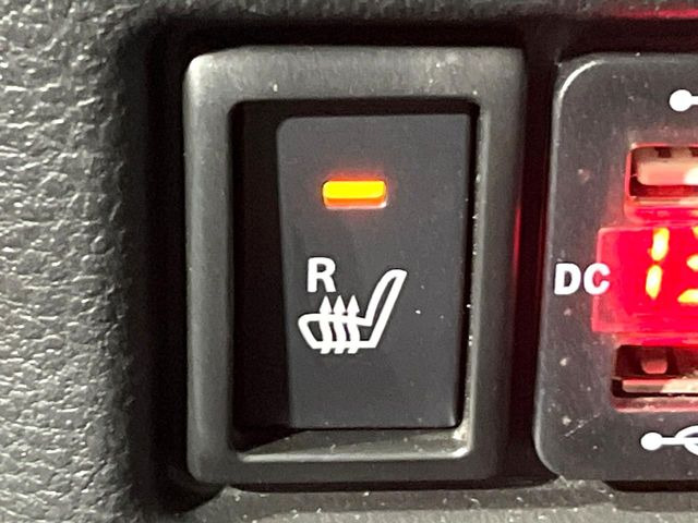 �y�V�[�g�q�[�^�[�z�������ɏd�󂷂�V�[�g�q�[�^�[!�G�A�R����葁�����܂��Ă����̂Ŋ�����̐l�����S�ł��ˁ�G�A�R���̉����͊������邩����A�Ƃ������ɂ����������߂ł��B