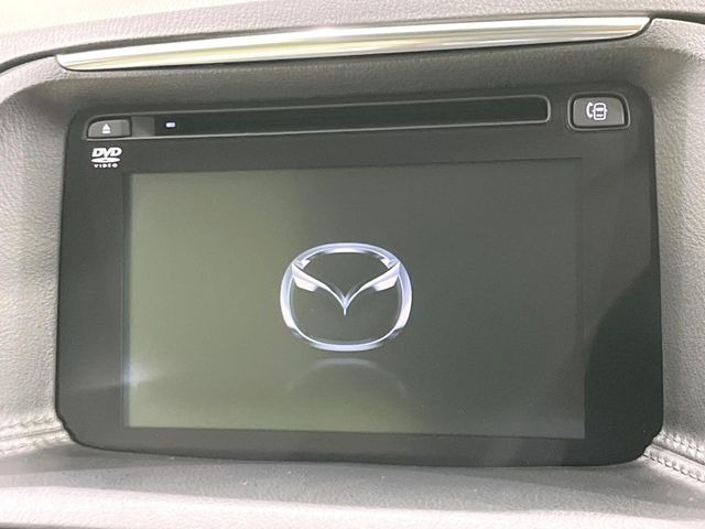 �y�}�c�_�R�l�N�g�i�r�z�ԓ��̕��͋C�Ƀ}�b�`������̌^�^�C�v�̃i�r�B�e����q�ݒ��Bluetooth�Đ����A�l�X�ȋ@�\���y���߂܂��B�����I�ȃ_�C�������삪�\�ŁA�g��������ǍD�ł��B