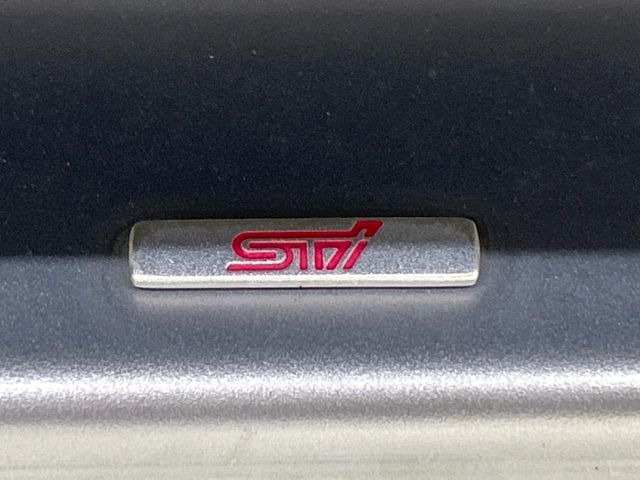 �ySTI�G�A���z�l�C��STI�G�A���𑕔�!�N���}�̊O�ς����X�^�C���b�V���ɂȂ�A�X���ő��݊����ӂ��1��Ɂ􏫗������ւ��鎞�ɂ����Z�[���ɉe�����₷���A���l����l�C�̑����ł�!