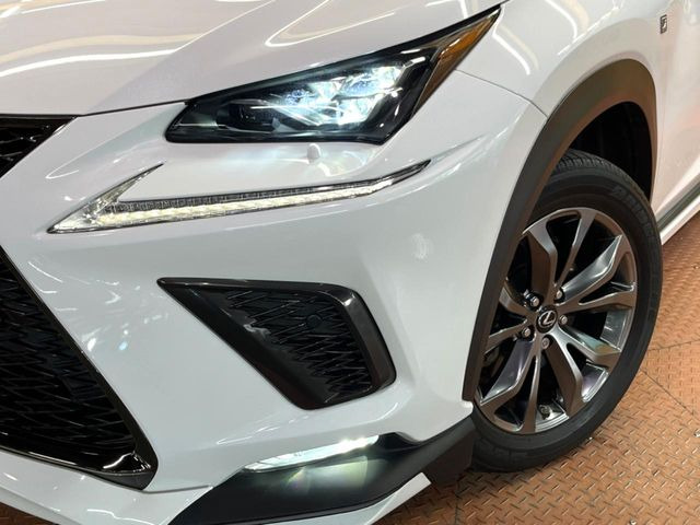 �y�O��LED�w�b�h���C�g�z�X�^�C���b�V���Ȍ����ڂ̎O��LED�w�b�h���C�g�𑕔���X�^�C�������łȂ��A��Ԃ̑��s�����E�ǍD�ň��S���Ă���肢�������܂��B