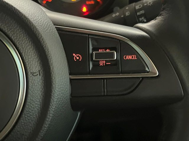 �y�N���[�Y�R���g���[���z�������H�����N���N���s�B�A�N�Z���𗣂��Ă���葬�x�ő��s���ł��A�������^�]���̕��S���y��!�����E�������ȒP�ȃX�C�b�`����Œ����ł��܂��B