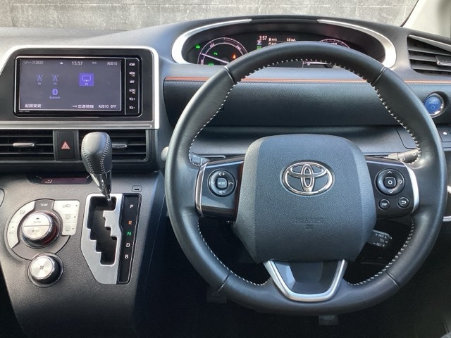 シエンタハイブリッド 1.5 ファンベース G