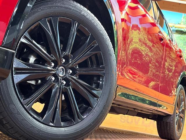 �y����19�C���`�A���~�z�C�[���z�O�ςɃ}�b�`���������A���~�z�C�[���𑕒����Ă���܂��B�e��ЊO�A���~�z�C�[����A�X�^�b�h���X�^�C�����戵�����Ă���܂��B���񂲑��k����������