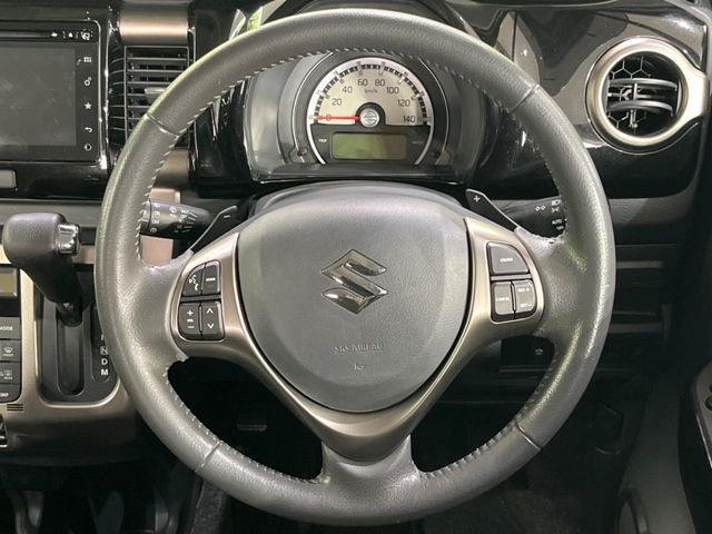 �y�����v�����X�e�A�����O�z�㎿�Ȋv���g�p���邱�ƂŁA��ɂ����������݂ƂĂ��^�]���₷���n���h���ł���