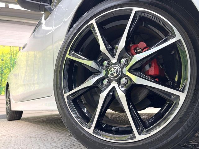 �y�����A���~�z�C�[���z�O�ςɃ}�b�`���������A���~�z�C�[���𑕒����Ă���܂��B�e��ЊO�A���~�z�C�[����A�X�^�b�h���X�^�C�����戵�����Ă���܂��B���񂲑��k����������