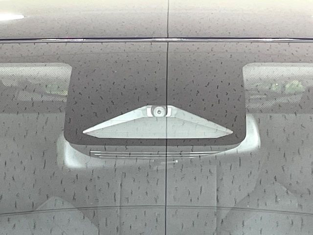 �y�g���^�Z�[�t�e�B�Z���X�z���s���ɑO���̎ԗ�����F�����A�Փ˂������Ȏ��͌x��ƃu���[�L�ŏՓˉ���Ɣ�Q�y�����A�V�X�g�B�����S�Ƀh���C�u�����y���݂��������܂��B