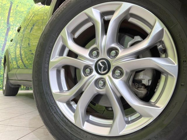 �y����16�C���`�A���~�z�C�[���z�O�ςɃ}�b�`���������A���~�z�C�[���𑕒����Ă���܂��B�e��ЊO�A���~�z�C�[����A�X�^�b�h���X�^�C�����戵�����Ă���܂��B���񂲑��k����������