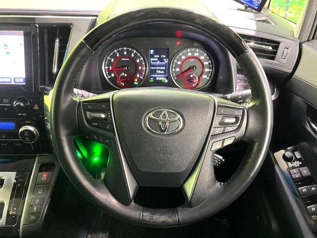 �y�����v�����X�e�A�����O�z�㎿�Ȋv���g�p���邱�ƂŁA��ɂ����������݂ƂĂ��^�]���₷���n���h���ł���